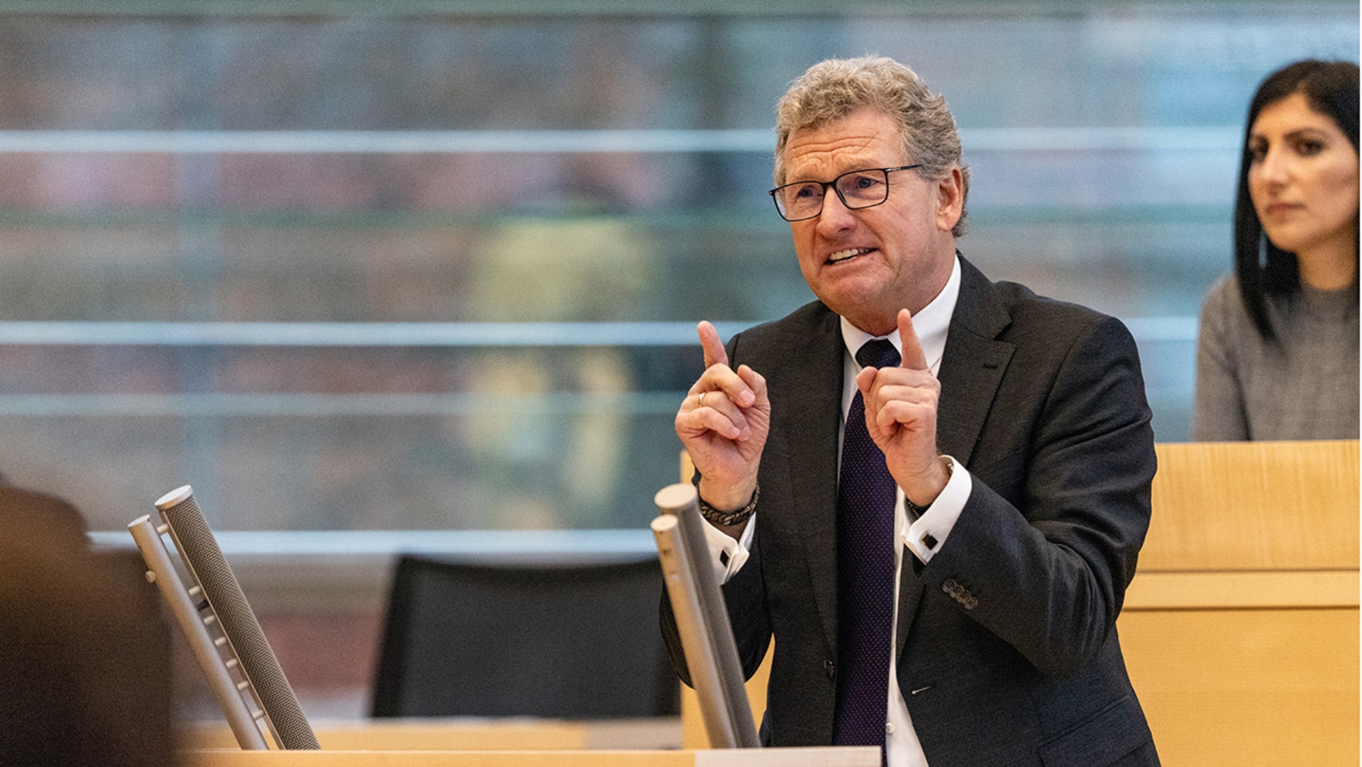 Buchholz, Bernd FDP Plenum © Foto: Landtag, Sönke Ehlers Der FDP-Abgeordnete Bernd Buchholz hält eine Rede im Plenarsaal des Schleswig-Holsteinischen Landtages.